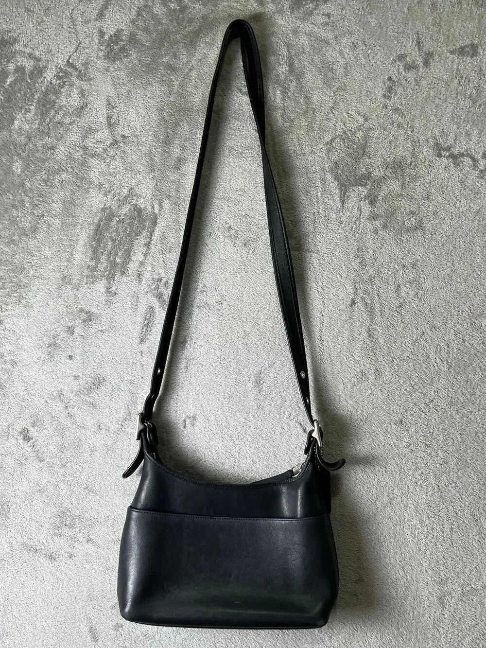 Vintage Coach Legacy Black Leather Zip‎ Crossbody Shoulder Bag Style 9166 Y2K
